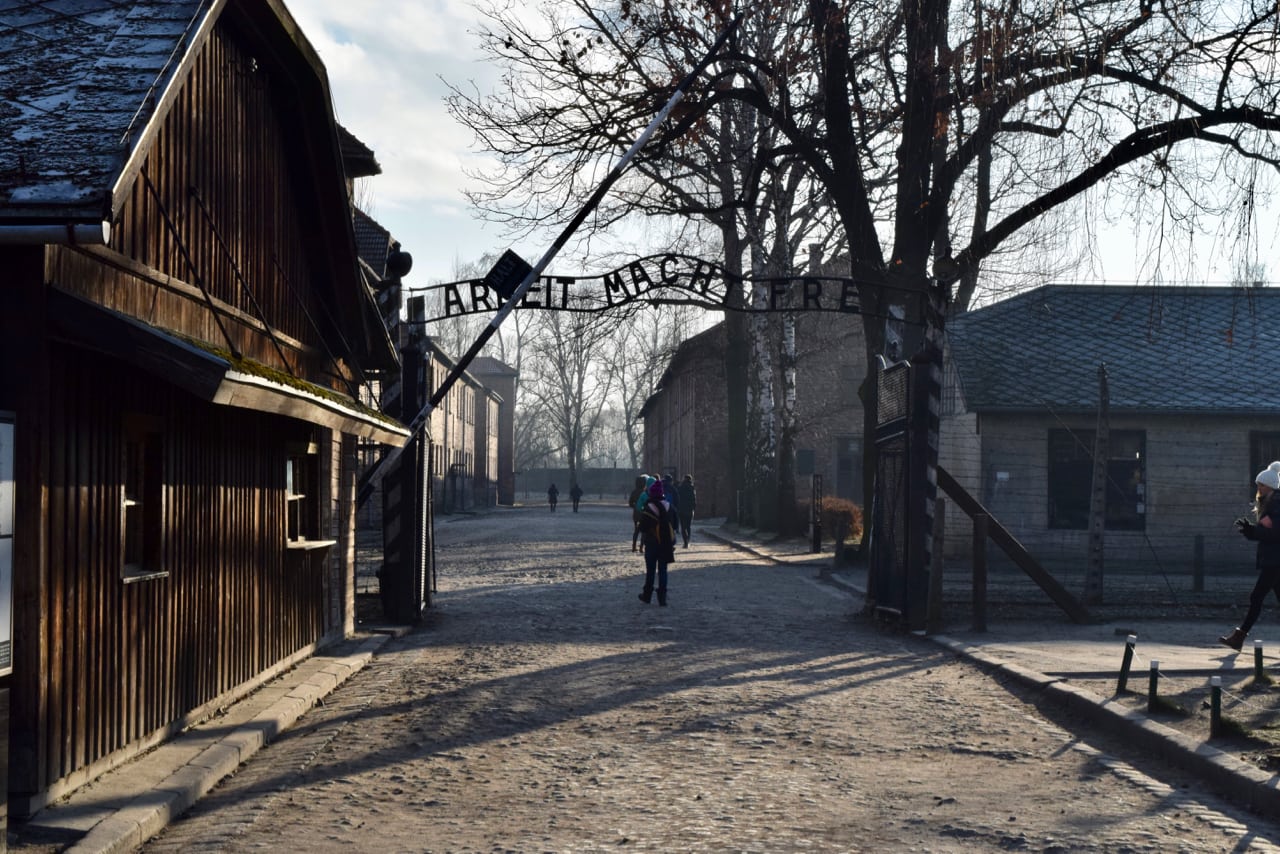 visit auschwitz